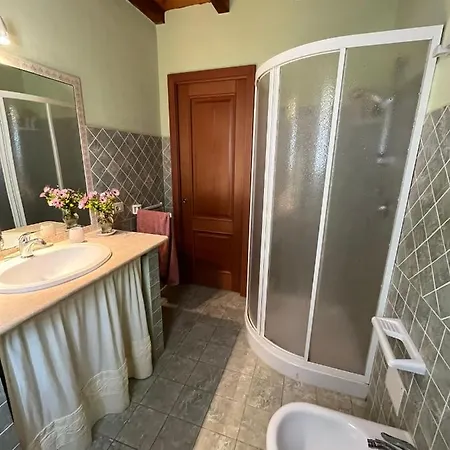Semesterbostad Casa Nel Borgo Di *